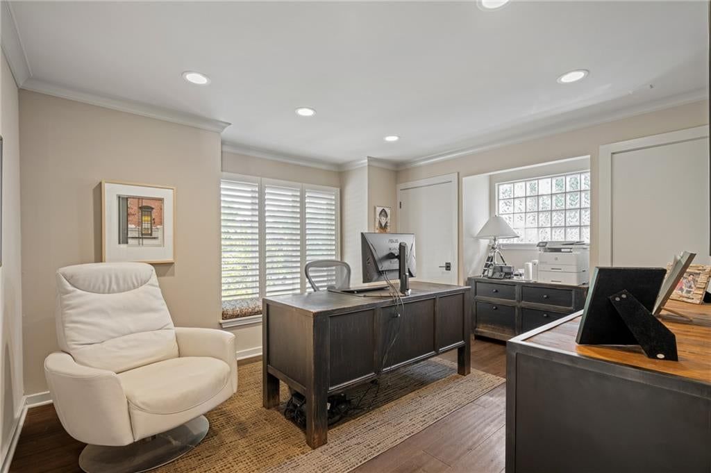 Photo 37 of 73 - 4963 W 88th Street, Prairie Village, KS 66207