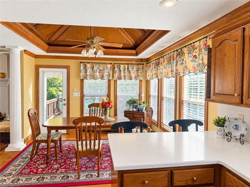 801 SW Graystone Drive, Grain Valley, MO: listing photo 3