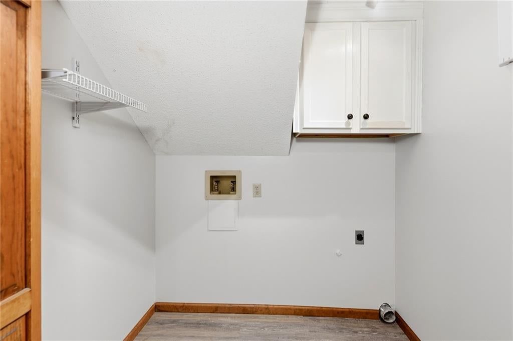 Photo 34 of 52 - 1707 Remington Court, Leavenworth, KS 66048