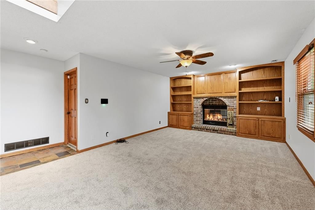 Photo 28 of 52 - 1707 Remington Court, Leavenworth, KS 66048
