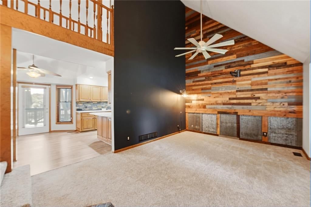 1707 Remington Court, Leavenworth, KS: listing photo 3