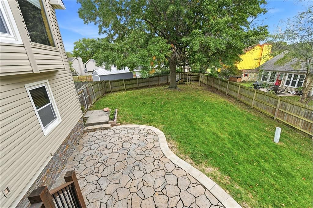 Photo 45 of 52 - 1707 Remington Court, Leavenworth, KS 66048