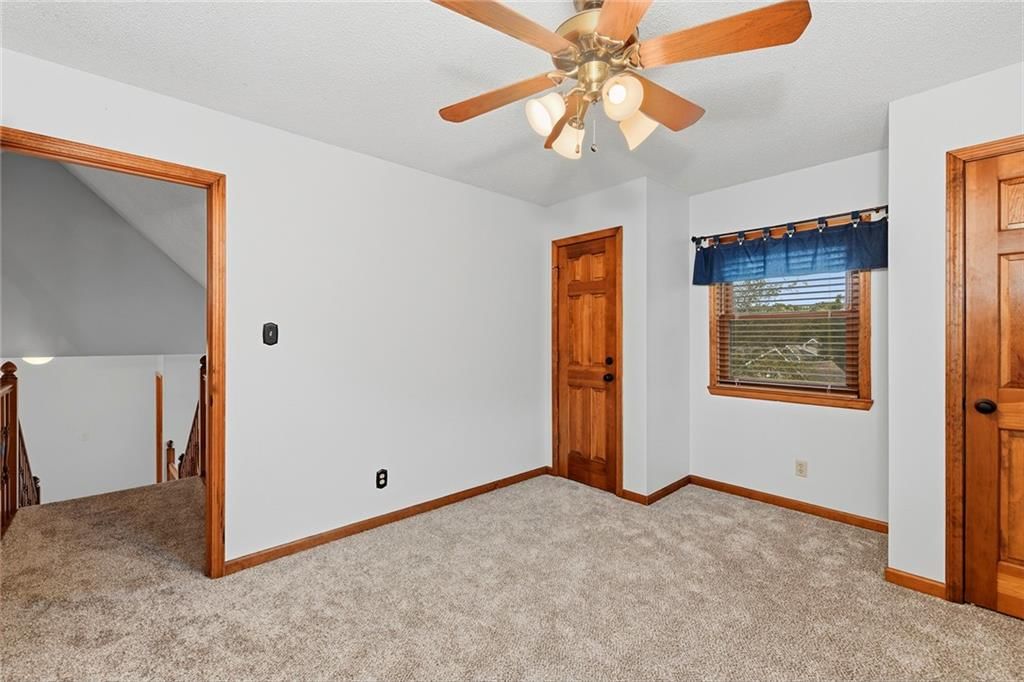 Photo 27 of 52 - 1707 Remington Court, Leavenworth, KS 66048