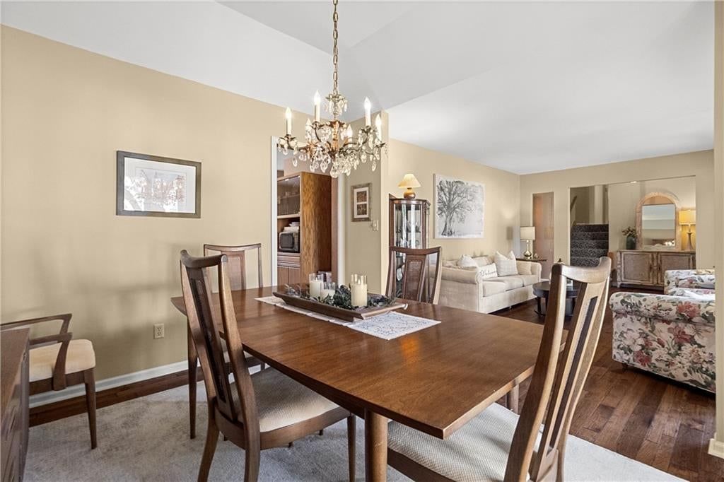 Photo 8 of 28 - 10909 W 102nd Street, Overland Park, KS 66214