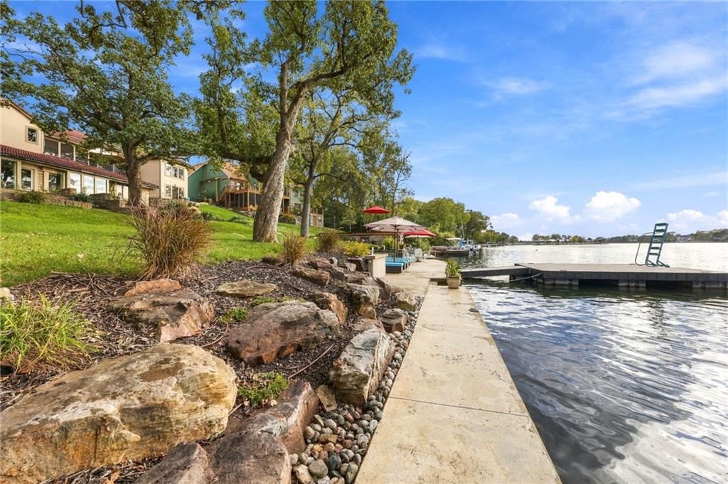 Photo 82 of 93 - 7810 NW Scenic Drive, Weatherby Lake, MO 64152