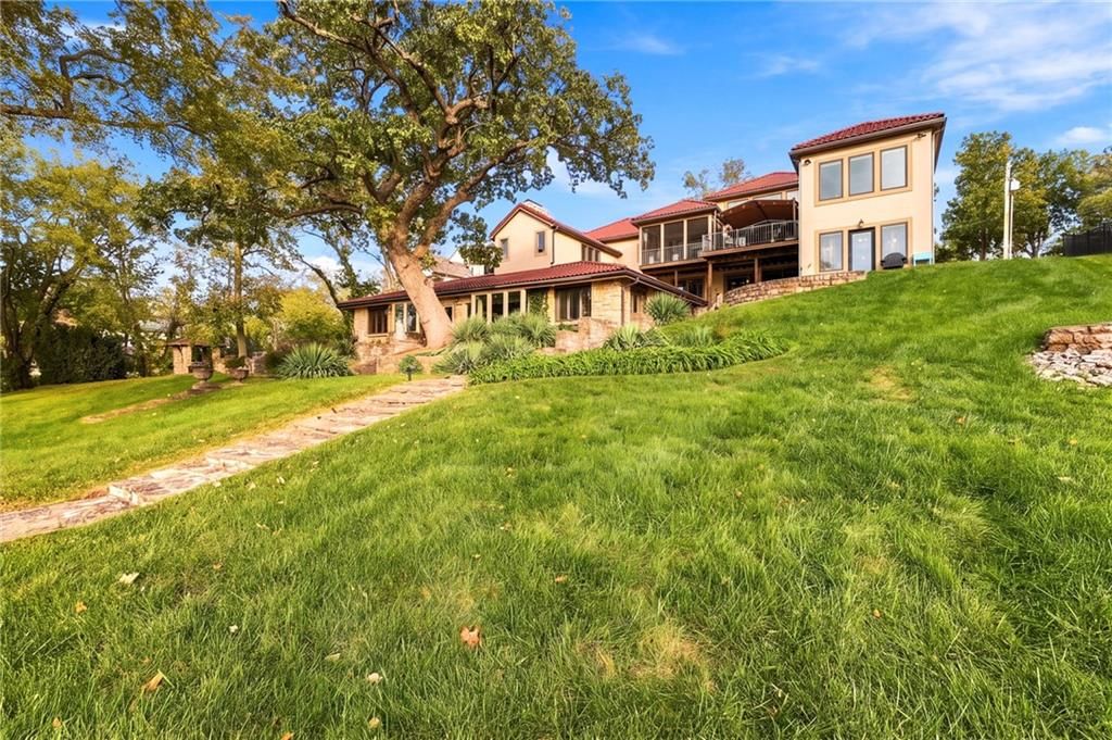 Photo 71 of 93 - 7810 NW Scenic Drive, Weatherby Lake, MO 64152