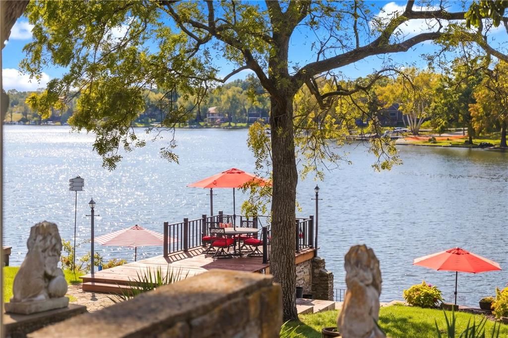 Photo 68 of 93 - 7810 NW Scenic Drive, Weatherby Lake, MO 64152