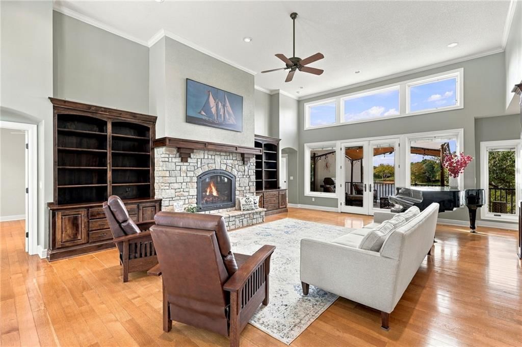Photo 17 of 93 - 7810 NW Scenic Drive, Weatherby Lake, MO 64152