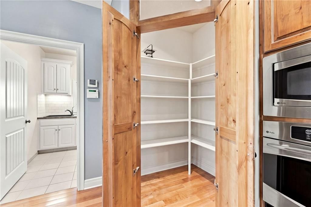 Walk-in pantry at 7810 NW Scenic Drive, Weatherby Lake, MO 64152