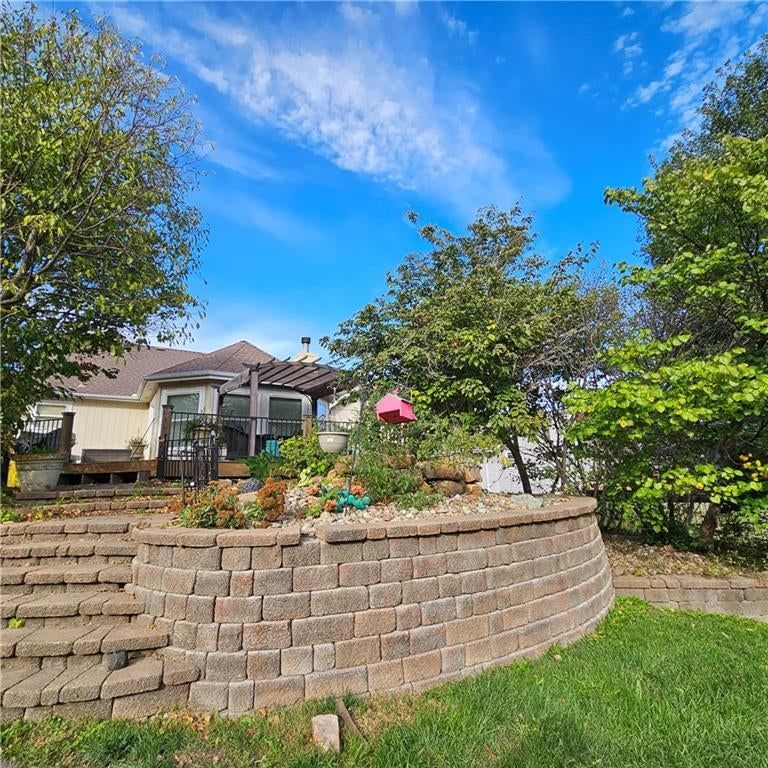 210 Porter Drive, Smithville, MO