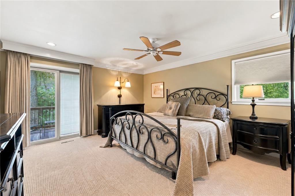 Photo 20 of 38 - 505 NW 41st Street, Kansas City, MO 64116