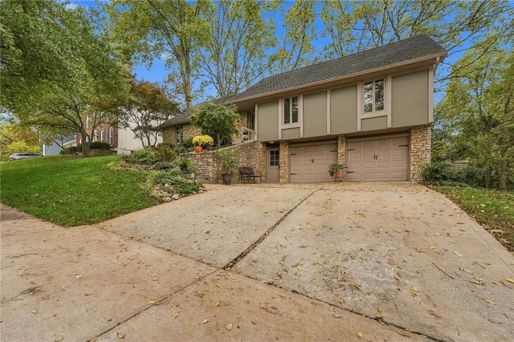 Photo 37 of 38 - 505 NW 41st Street, Kansas City, MO 64116