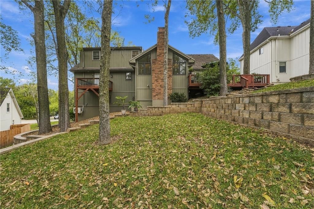Photo 33 of 38 - 505 NW 41st Street, Kansas City, MO 64116