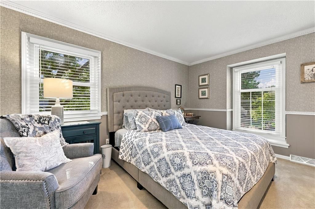 Photo 19 of 46 - 12908 E 58th Street, Kansas City, MO 64133