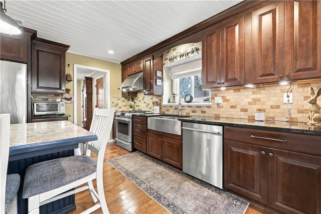 Photo 15 of 46 - 12908 E 58th Street, Kansas City, MO 64133