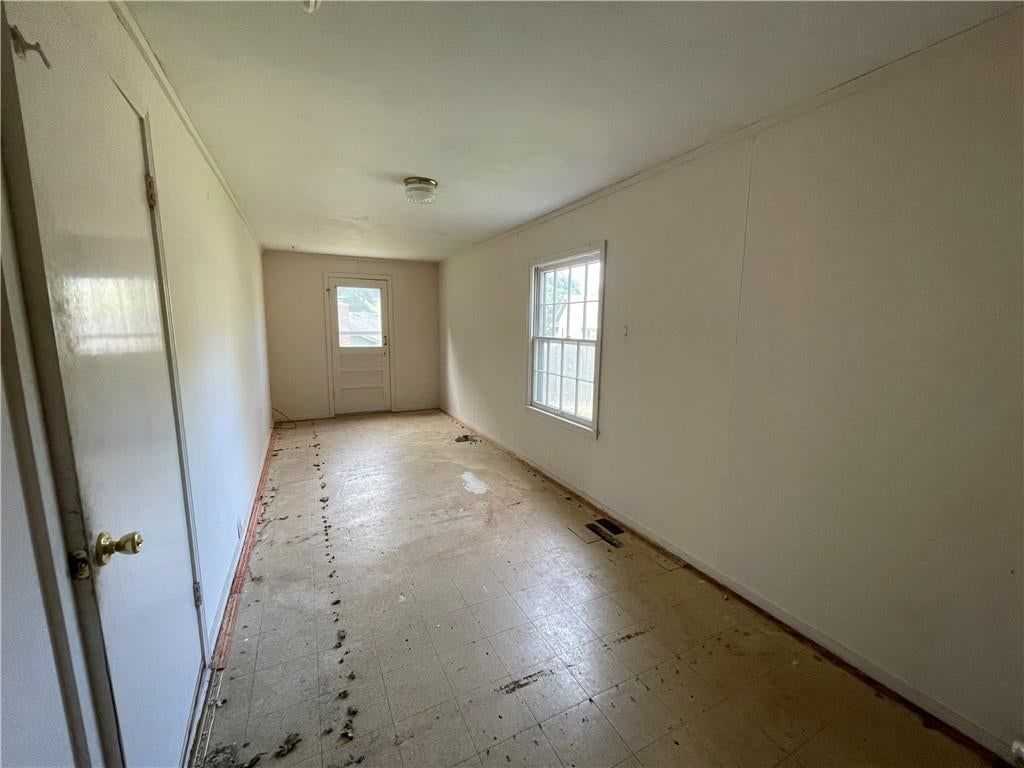 Photo 16 of 23 - 6926 W 101st Street, Overland Park, KS 66212