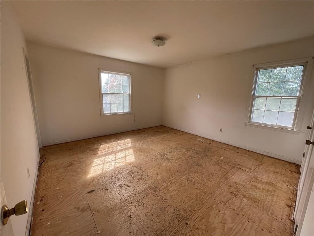 Photo 13 of 23 - 6926 W 101st Street, Overland Park, KS 66212