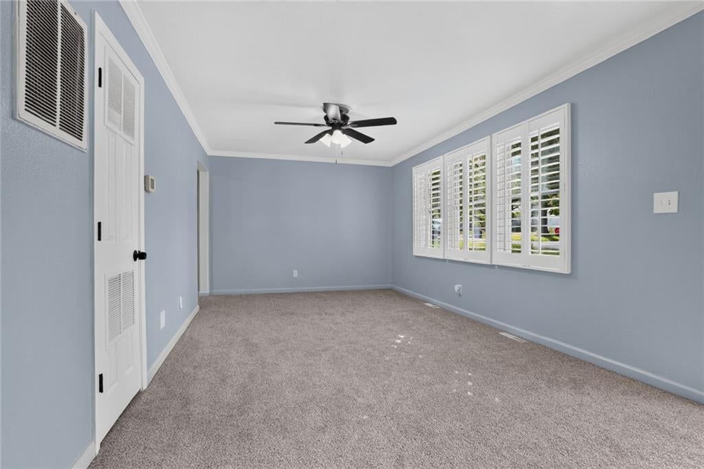 Photo 4 of 15 - 6202 E 147th Terrace, Grandview, MO 64030