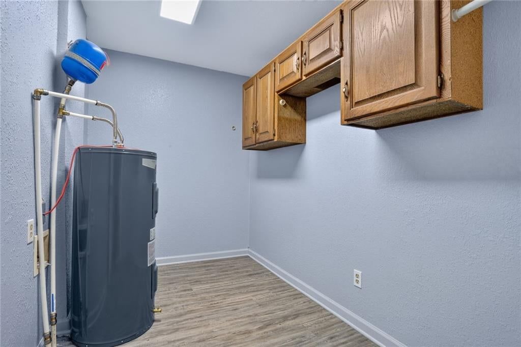 Photo 8 of 15 - 6202 E 147th Terrace, Grandview, MO 64030