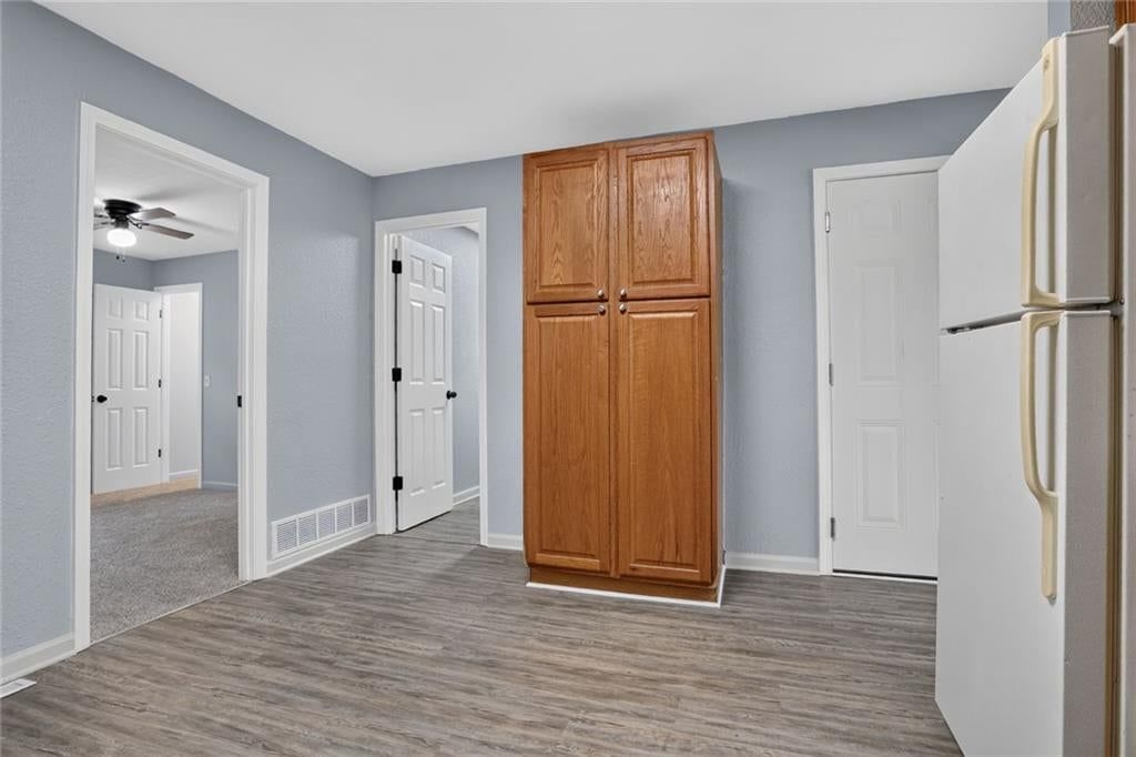 Photo 6 of 15 - 6202 E 147th Terrace, Grandview, MO 64030