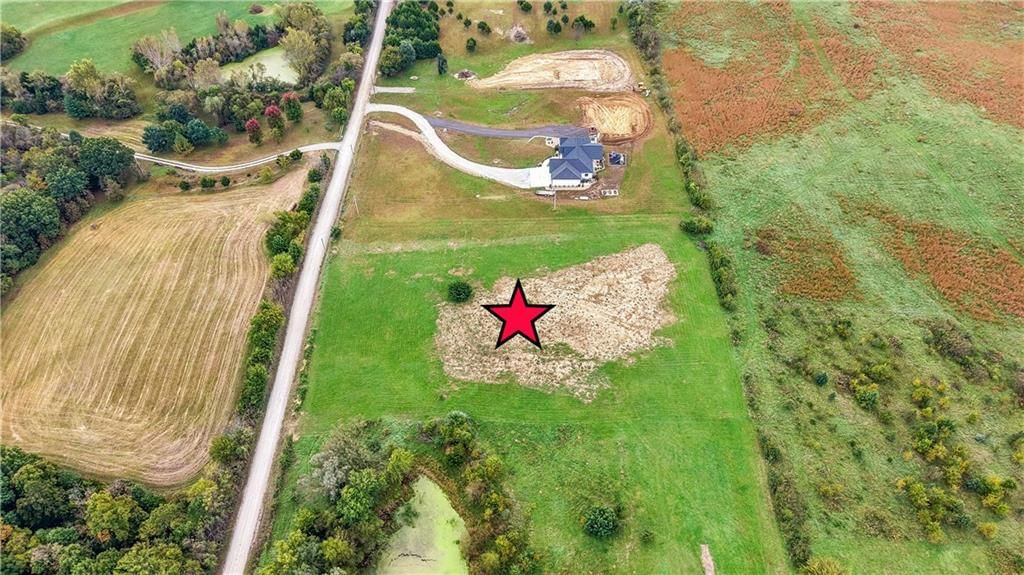 Photo 5 of 10 - Lot 2 131st Street