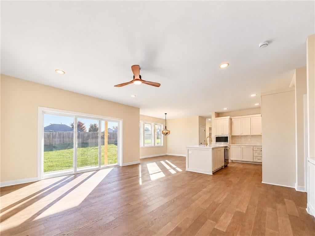 1807 N 92nd Terrace, Kansas City, KS: listing photo 3