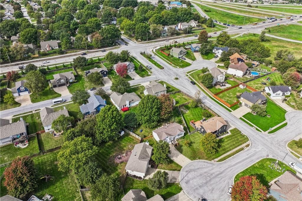 Photo 42 of 52 - 1101 SE Windstar Drive