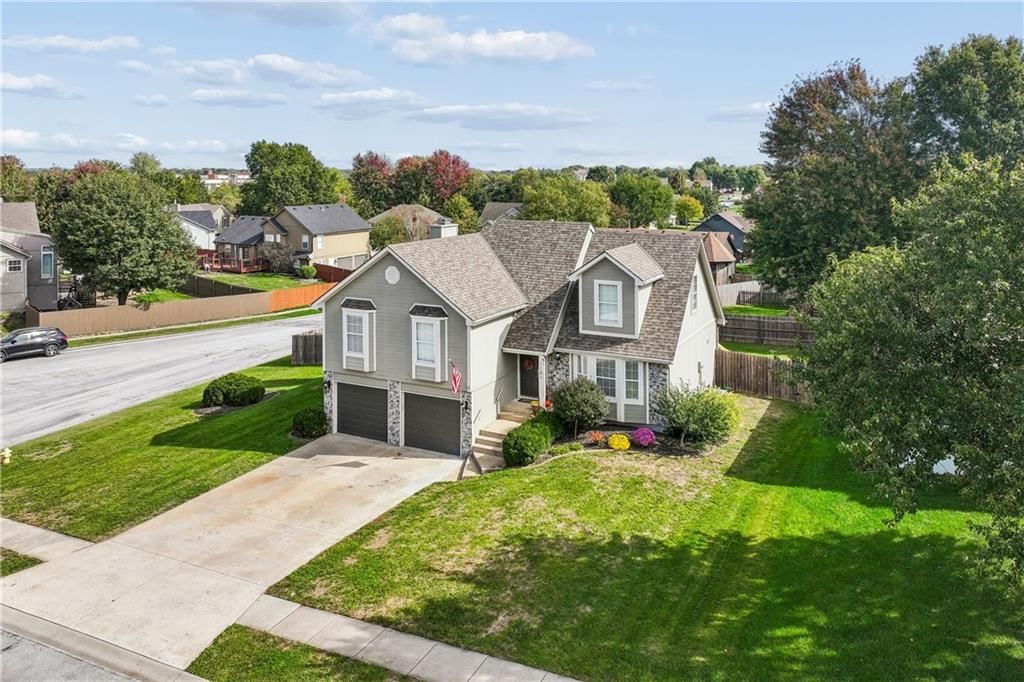 Photo 40 of 52 - 1101 SE Windstar Drive