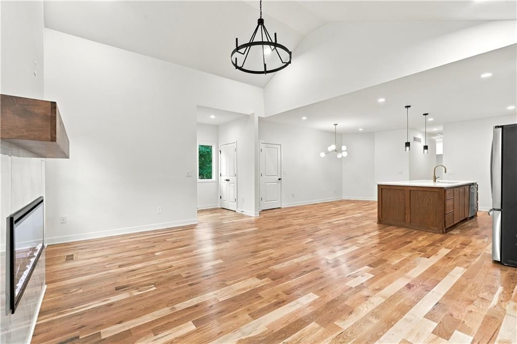 Photo 7 of 48 - 2730 S 37th Street, Kansas City, KS 66106