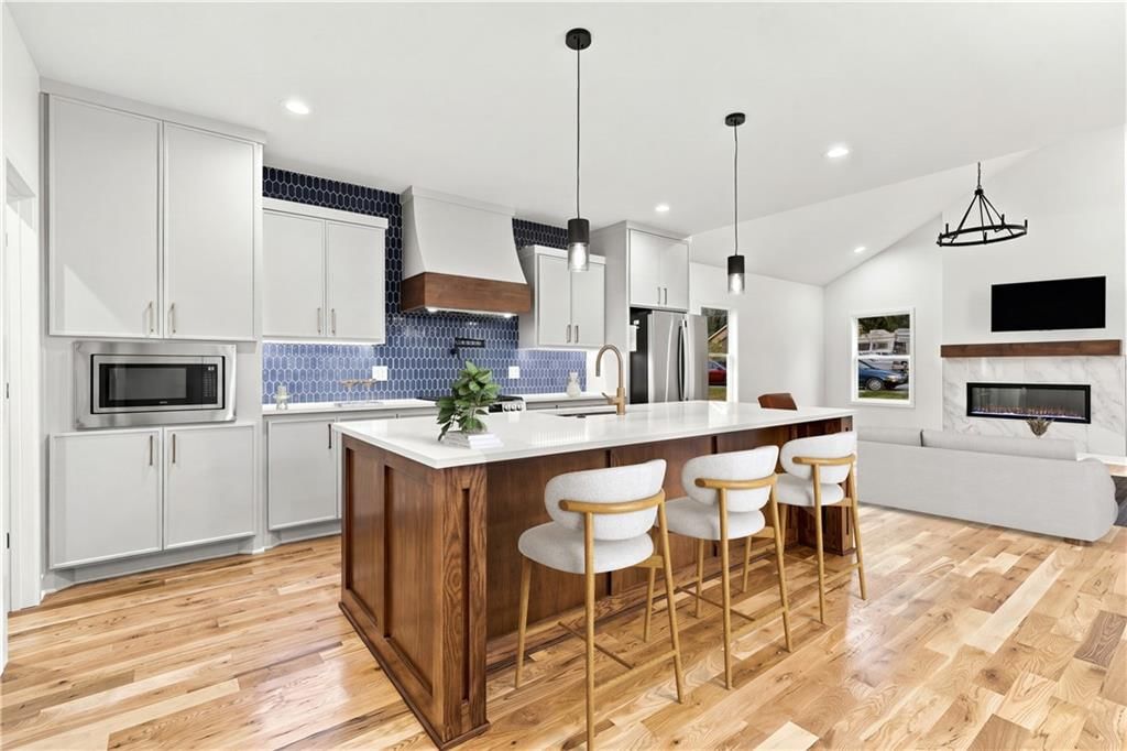 Photo 18 of 48 - 2730 S 37th Street, Kansas City, KS 66106