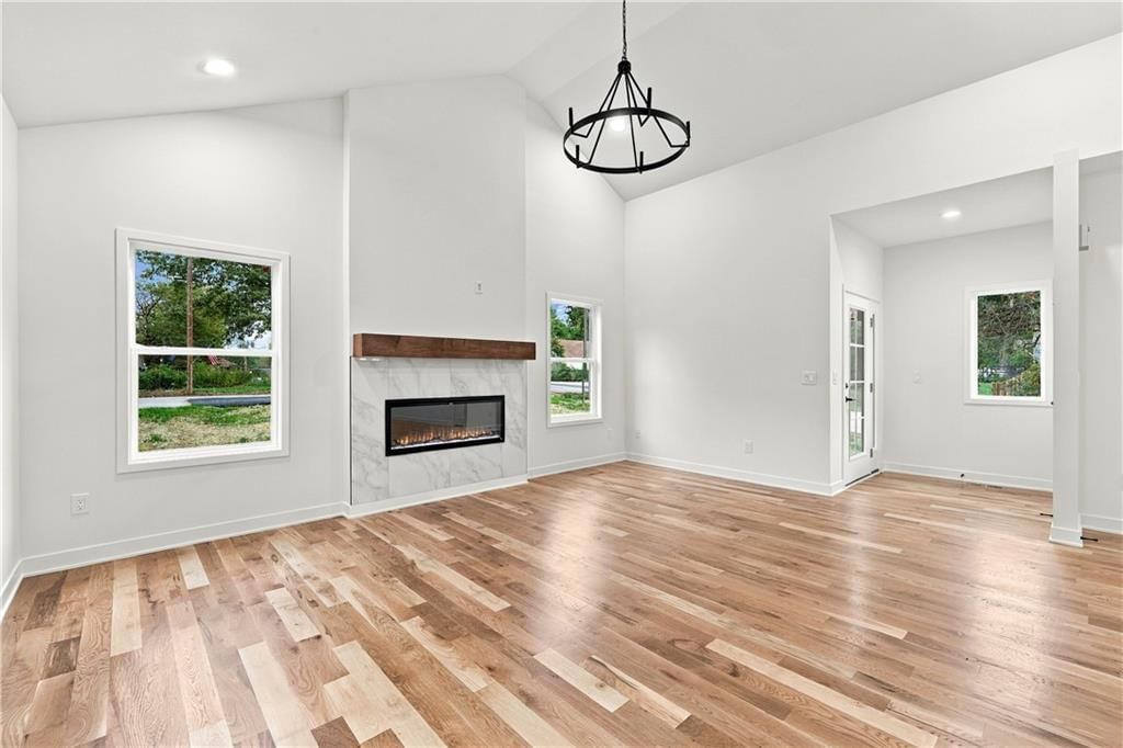 Photo 8 of 48 - 2730 S 37th Street, Kansas City, KS 66106