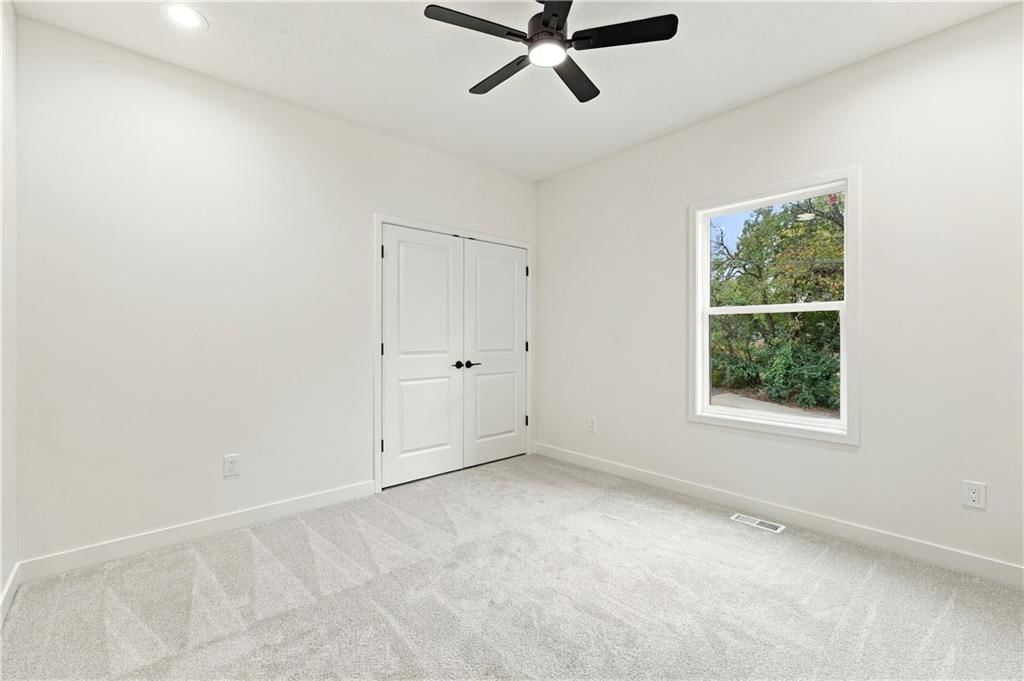 Photo 28 of 48 - 2730 S 37th Street, Kansas City, KS 66106
