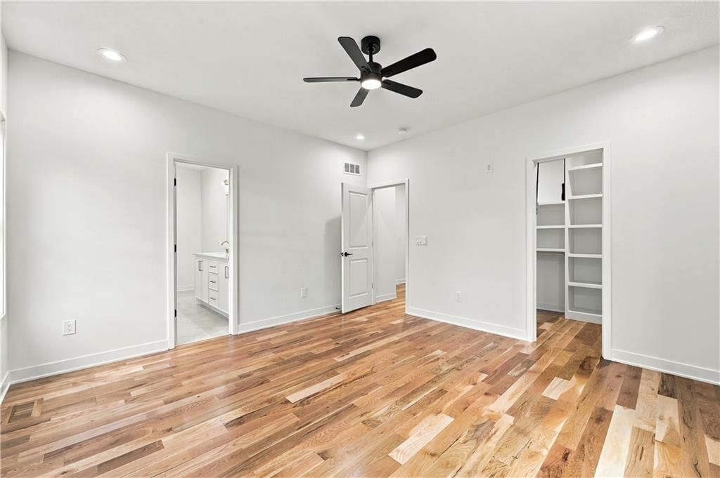Photo 31 of 48 - 2730 S 37th Street, Kansas City, KS 66106