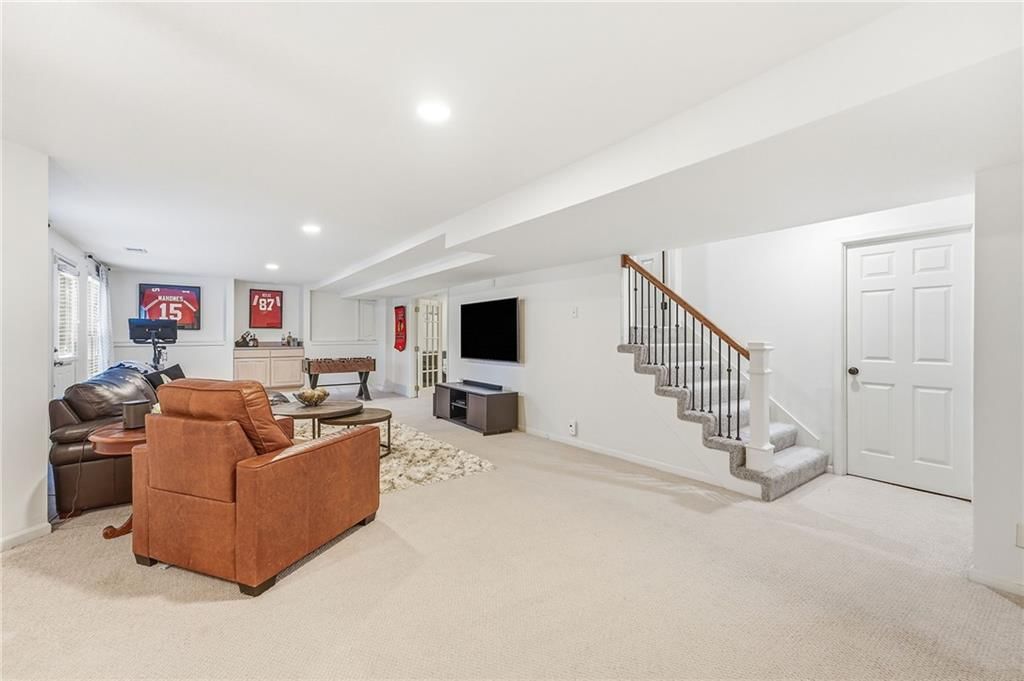 Photo 31 of 40 - 13022 Carter Street
