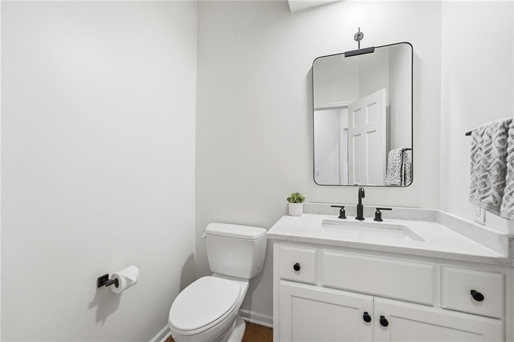 Photo 18 of 40 - 13022 Carter Street