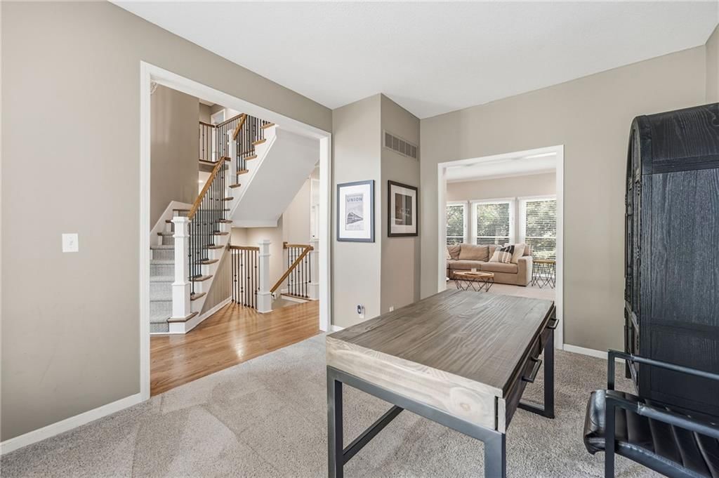 Photo 6 of 40 - 13022 Carter Street