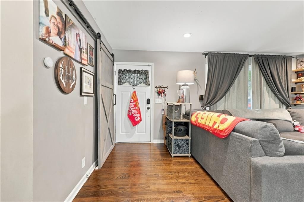 Photo 4 of 33 - 8427 Jame A Reed Road, Raytown, MO 64138