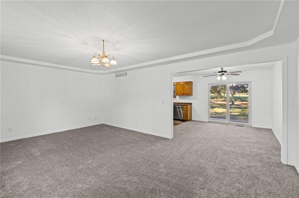 Built-ins at 29408 Vickie Drive, Excelsior Springs, MO 64024