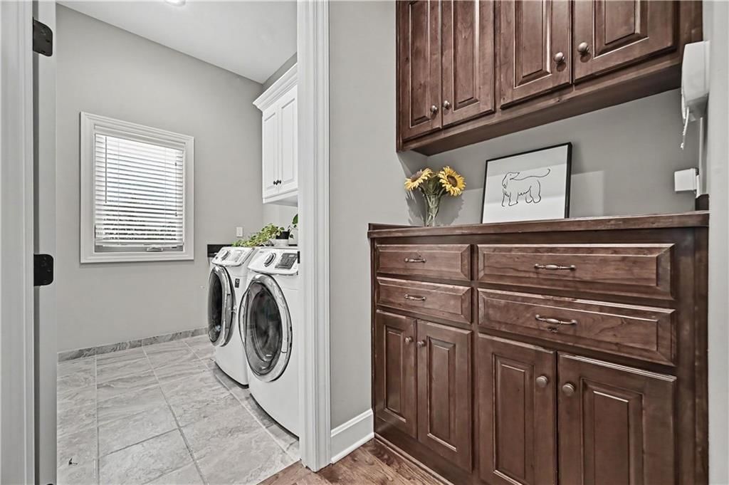 Photo 21 of 57 - 10812 W 153rd Street, Overland Park, KS 66221