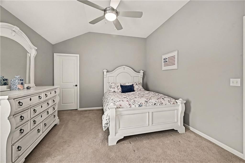 Photo 34 of 57 - 10812 W 153rd Street, Overland Park, KS 66221