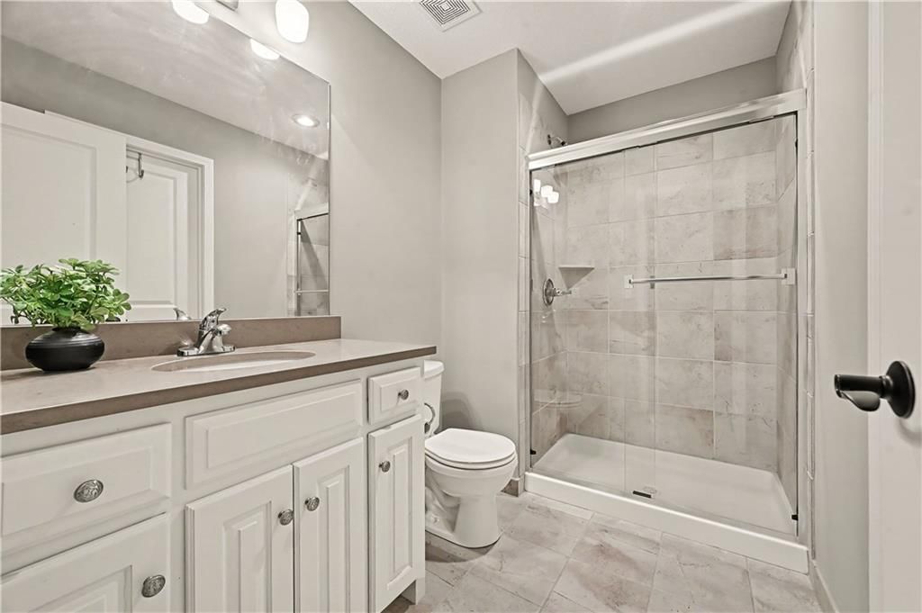 Photo 38 of 57 - 10812 W 153rd Street, Overland Park, KS 66221