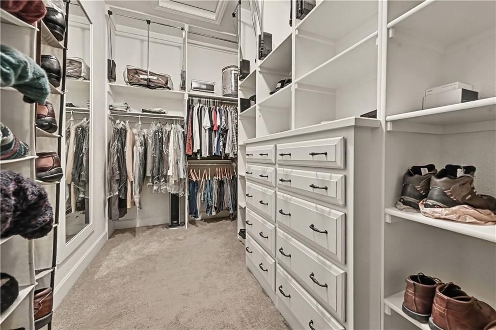 Photo 26 of 57 - 10812 W 153rd Street, Overland Park, KS 66221