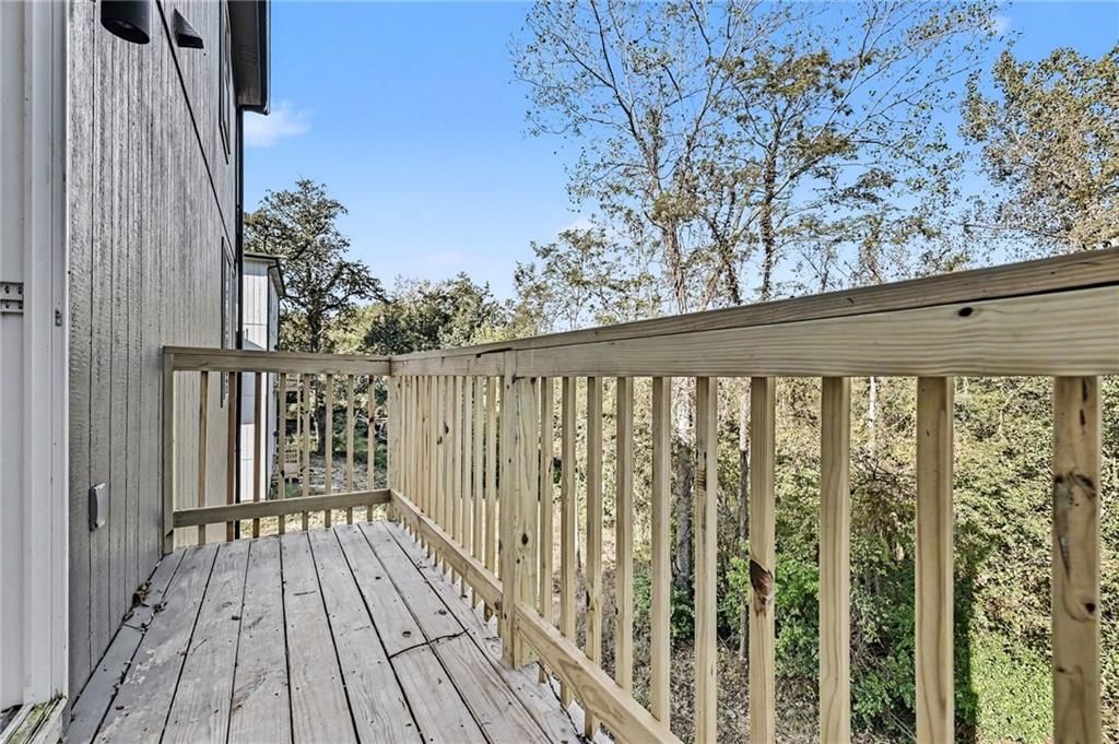 Photo 32 of 46 - 5516 NW Verlin Drive