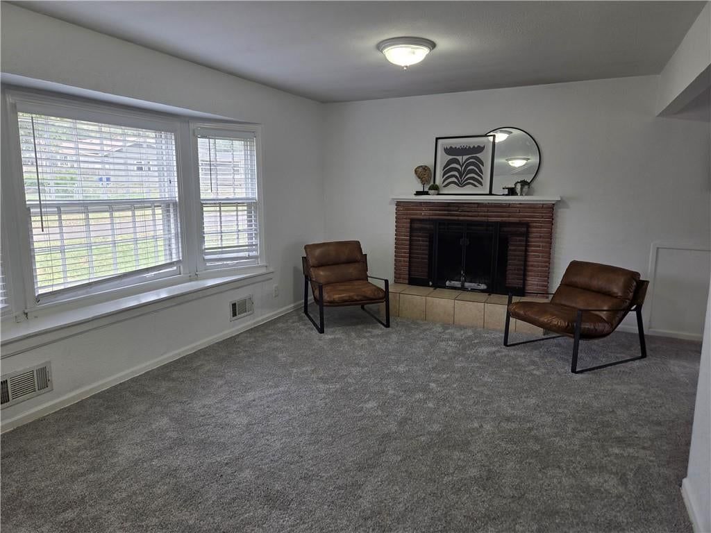 Photo 8 of 32 - 9503 E 80TH Terrace, Raytown, MO 64138