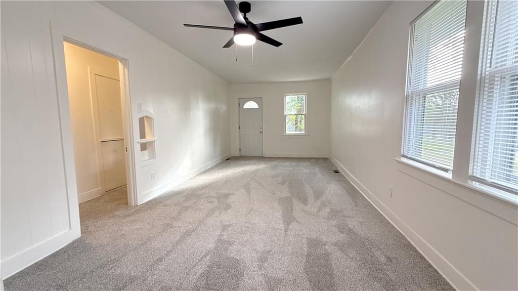 Photo 34 of 38 - 7344 Monroe Avenue, Kansas City, MO 64132