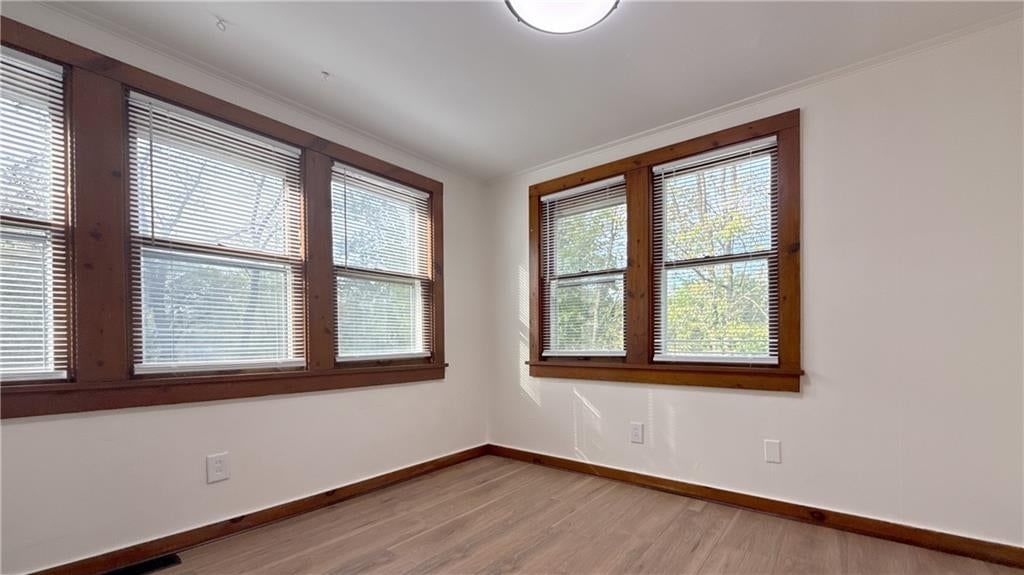 Photo 31 of 38 - 7344 Monroe Avenue, Kansas City, MO 64132