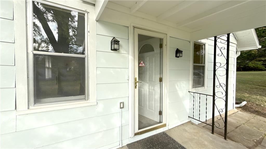Photo 19 of 38 - 7344 Monroe Avenue, Kansas City, MO 64132