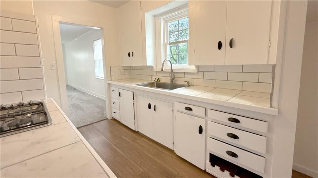 Photo 4 of 38 - 7344 Monroe Avenue, Kansas City, MO 64132