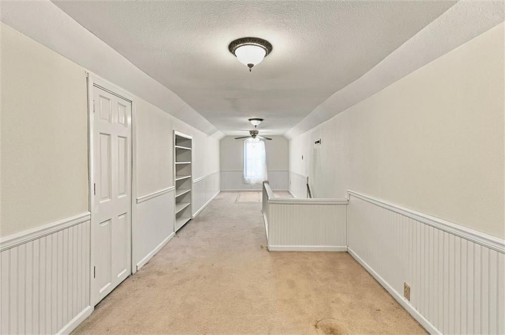 Photo 16 of 20 - 1504 9th Avenue, Leavenworth, KS 66048