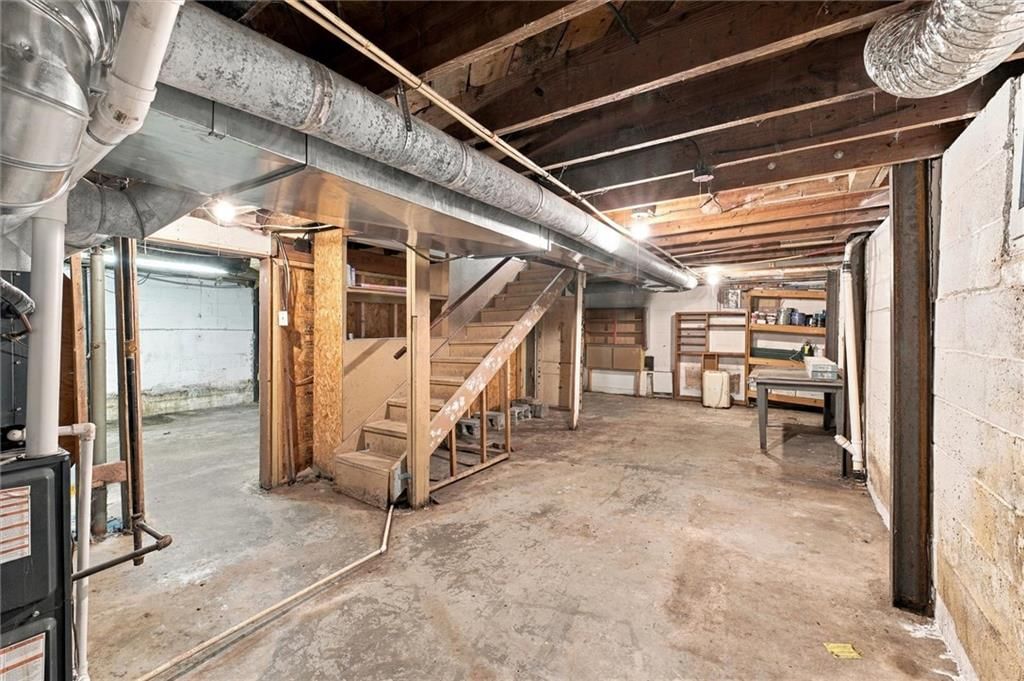 Photo 17 of 20 - 1504 9th Avenue, Leavenworth, KS 66048